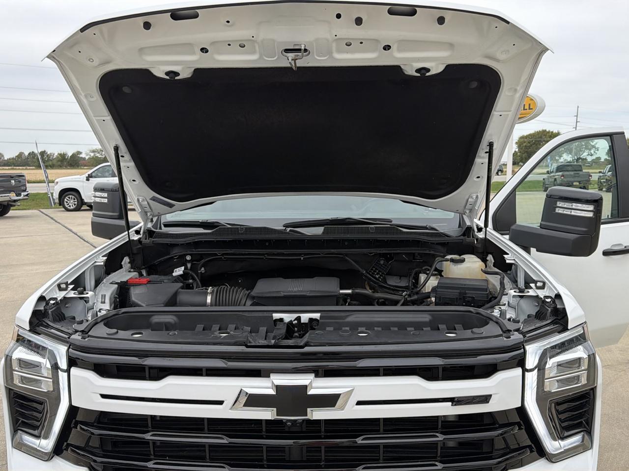 Chevrolet Silverado 2500HD 4WD Crew Cab 159" LT 2024