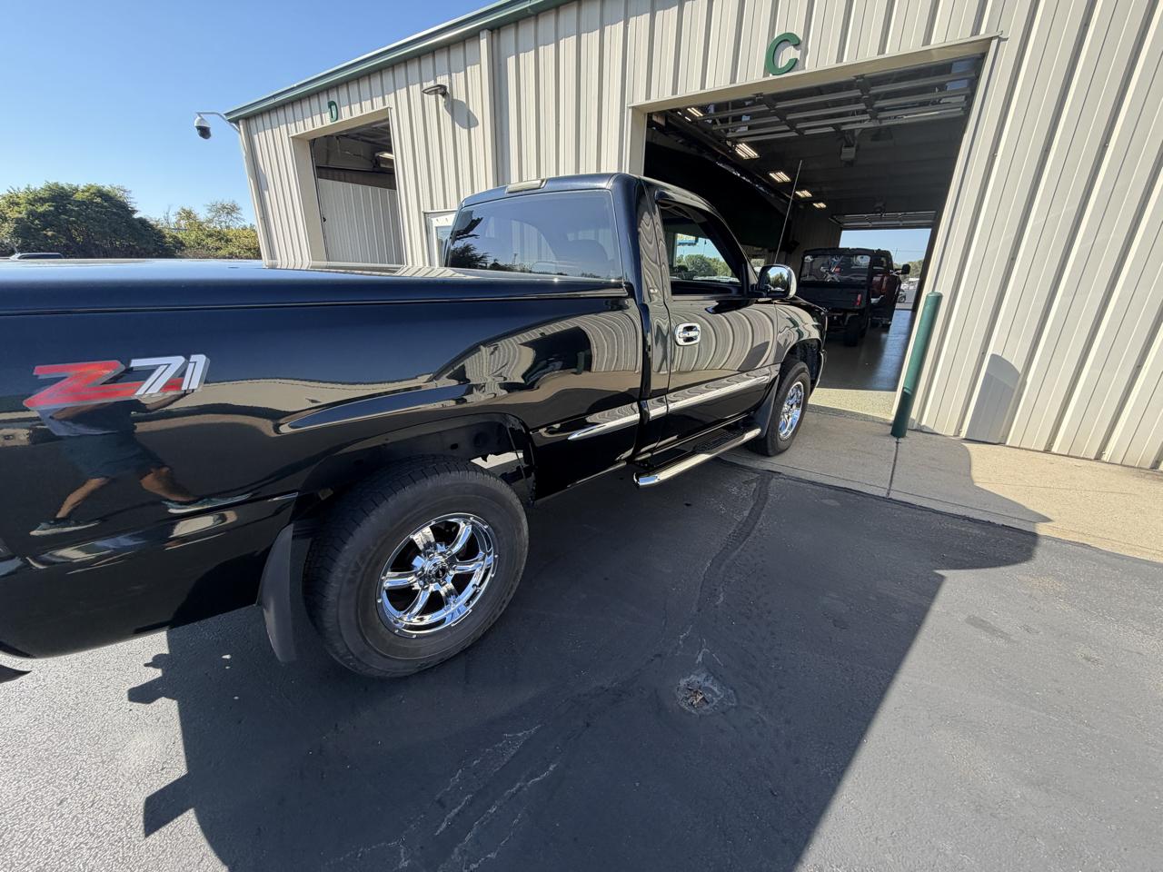 GMC New Sierra 1500 Reg Cab 119.0" WB 4WD SLE 2000
