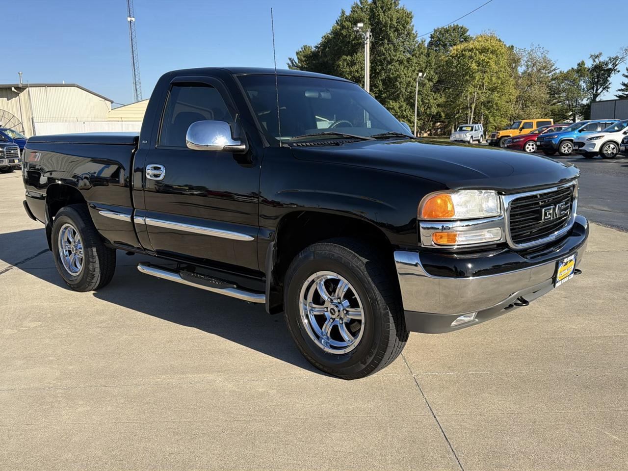 GMC New Sierra 1500 Reg Cab 119.0" WB 4WD SLE 2000