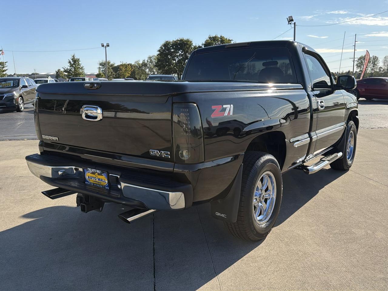 GMC New Sierra 1500 Reg Cab 119.0" WB 4WD SLE 2000