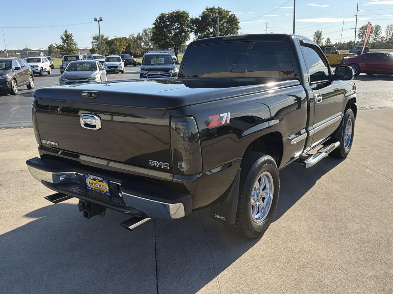 GMC New Sierra 1500 Reg Cab 119.0" WB 4WD SLE 2000
