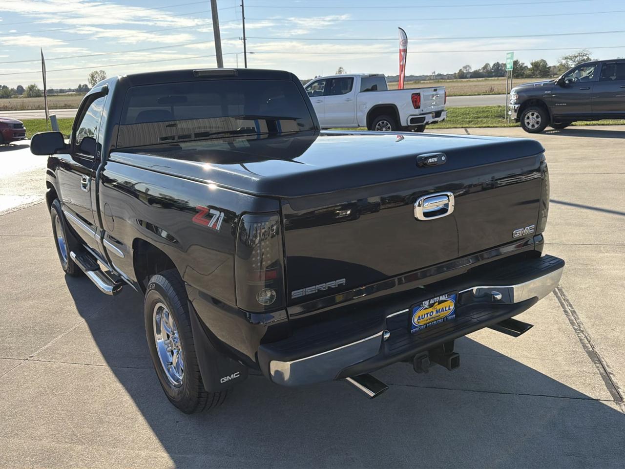 GMC New Sierra 1500 Reg Cab 119.0" WB 4WD SLE 2000