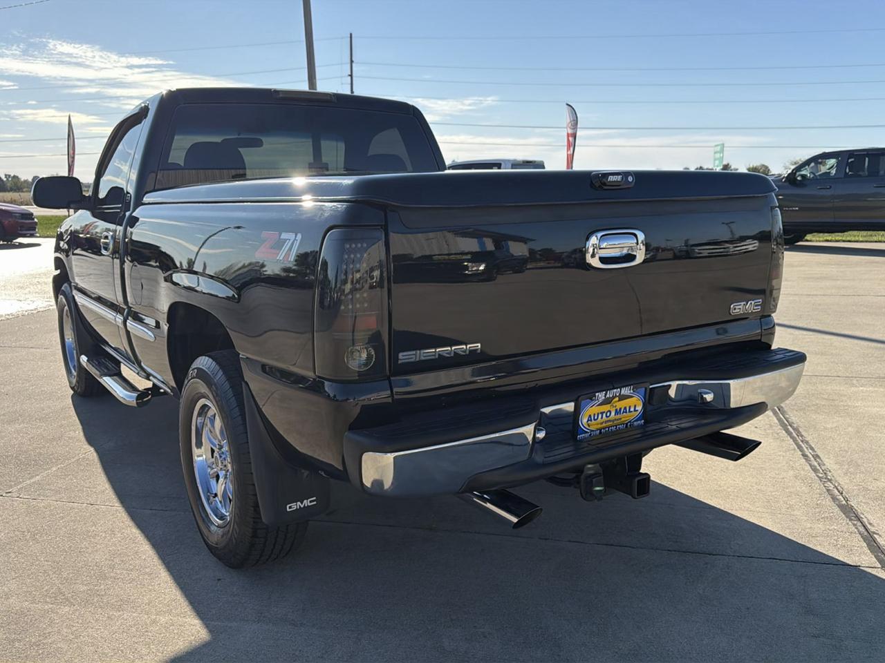 GMC New Sierra 1500 Reg Cab 119.0" WB 4WD SLE 2000