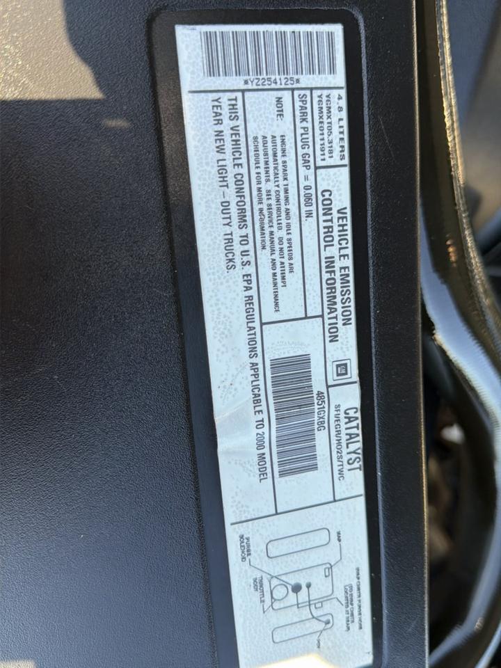 GMC New Sierra 1500 Reg Cab 119.0" WB 4WD SLE 2000