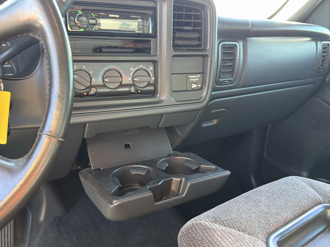 GMC New Sierra 1500 Reg Cab 119.0" WB 4WD SLE 2000