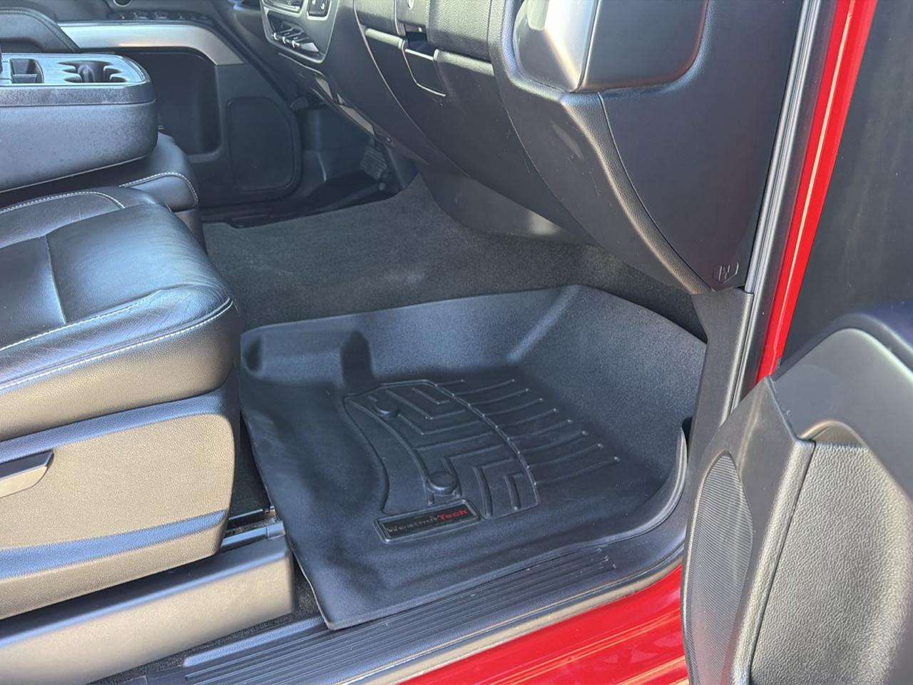 Chevrolet Silverado 1500 4WD Crew Cab 153.0" LT w/1LT 2018