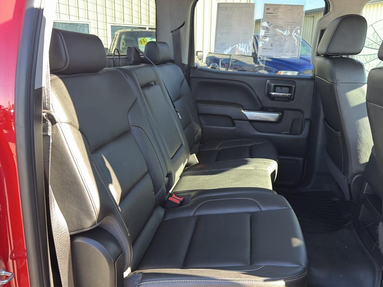 Chevrolet Silverado 1500 4WD Crew Cab 153.0" LT w/1LT 2018