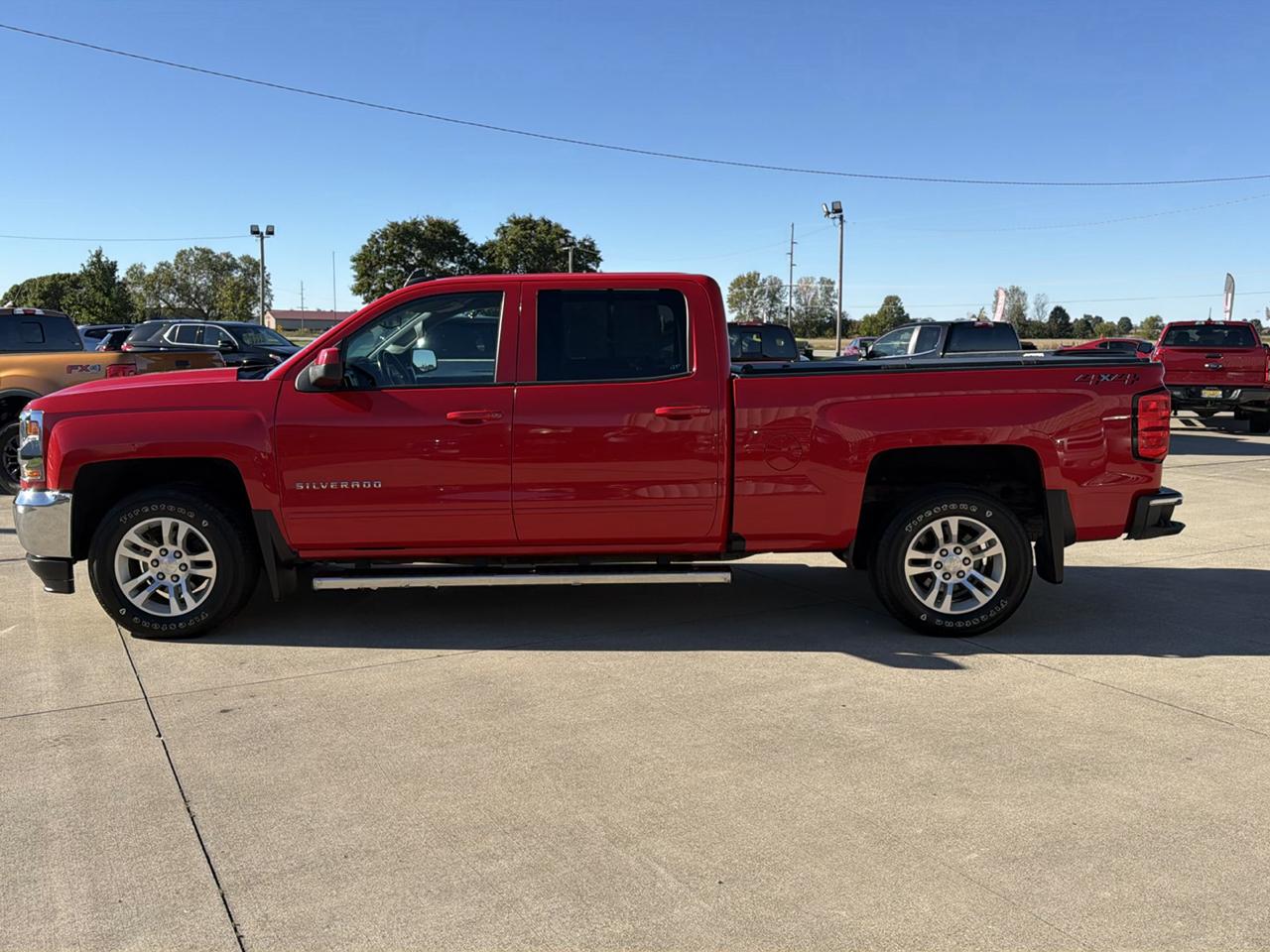 Chevrolet Silverado 1500 4WD Crew Cab 153.0" LT w/1LT 2018