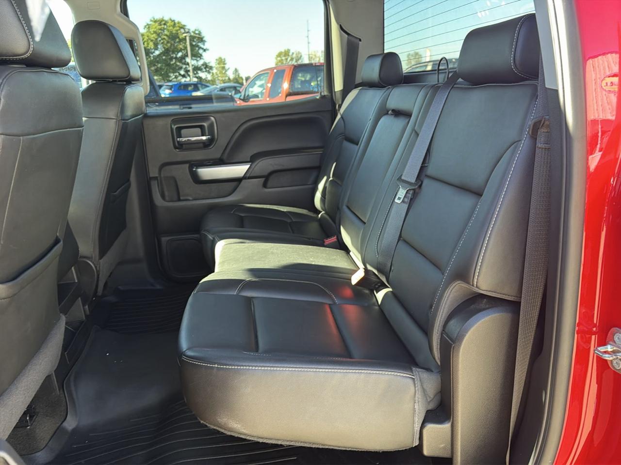Chevrolet Silverado 1500 4WD Crew Cab 153.0" LT w/1LT 2018