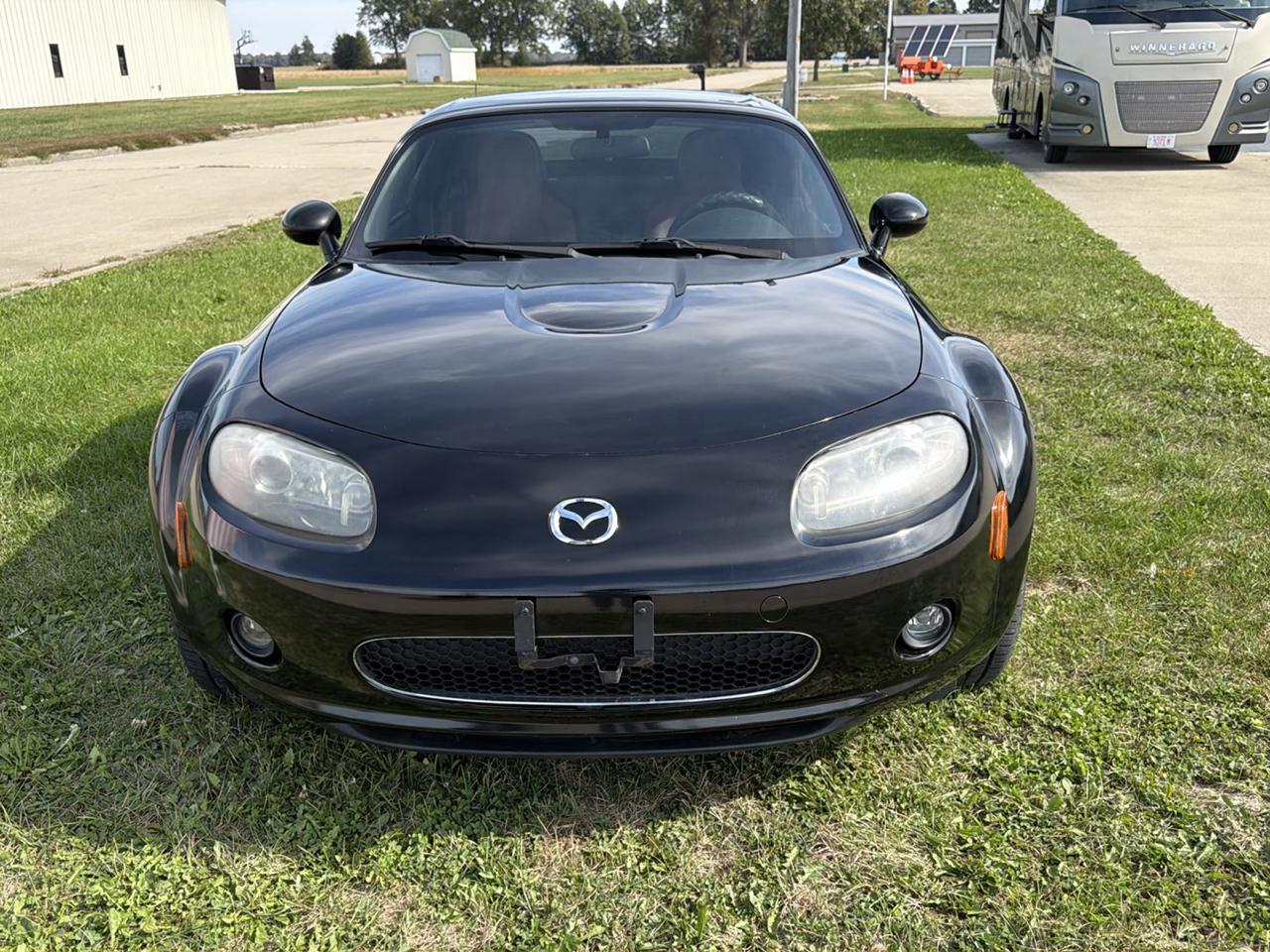 Mazda MX-5 Miata 2dr Conv PRHT Auto Grand Touring 2008