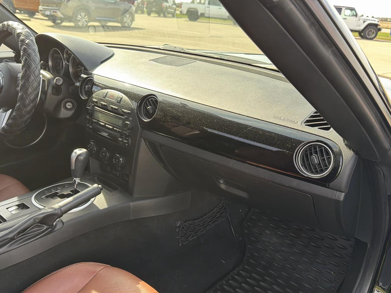 Mazda MX-5 Miata 2dr Conv PRHT Auto Grand Touring 2008