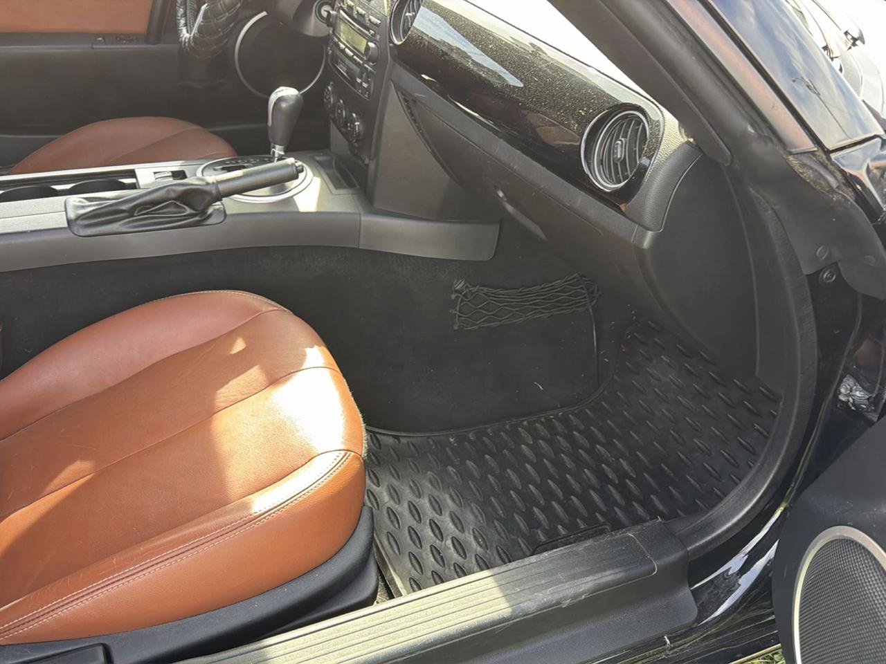 Mazda MX-5 Miata 2dr Conv PRHT Auto Grand Touring 2008