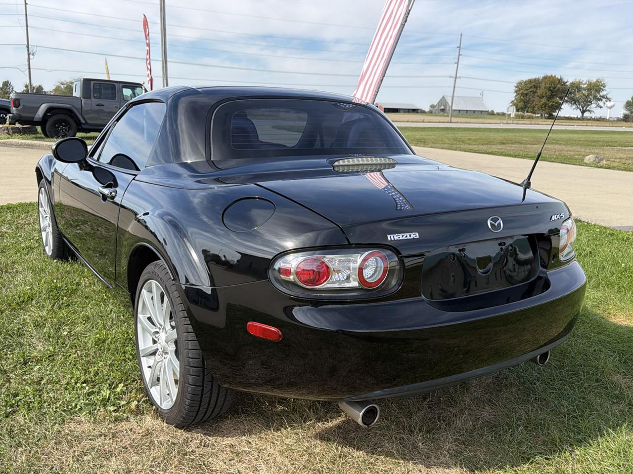 Mazda MX-5 Miata 2dr Conv PRHT Auto Grand Touring 2008