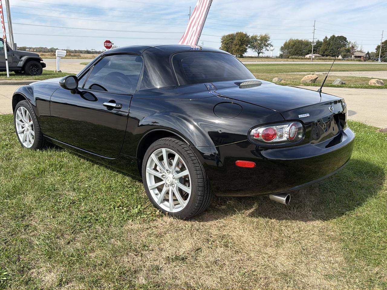 Mazda MX-5 Miata 2dr Conv PRHT Auto Grand Touring 2008