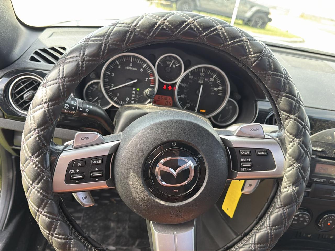 Mazda MX-5 Miata 2dr Conv PRHT Auto Grand Touring 2008