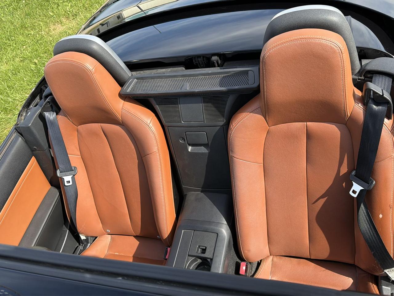 Mazda MX-5 Miata 2dr Conv PRHT Auto Grand Touring 2008