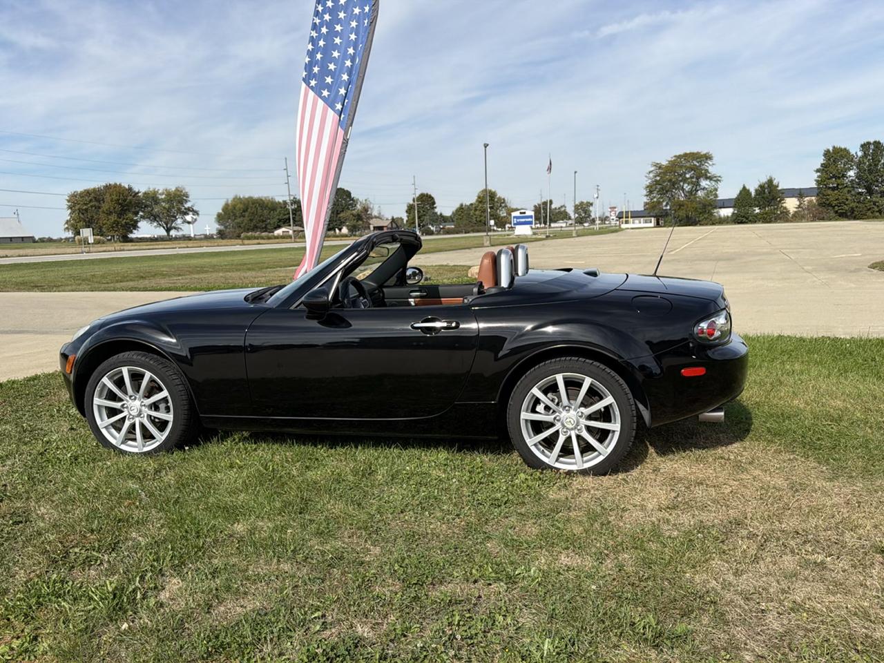 Mazda MX-5 Miata 2dr Conv PRHT Auto Grand Touring 2008