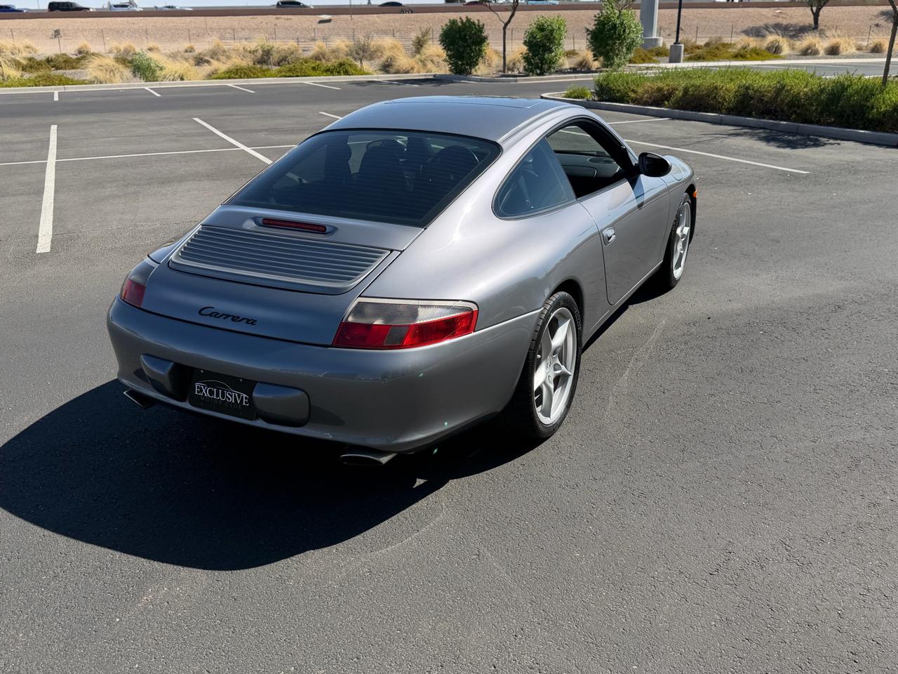 Porsche 911 2dr Coupe 2002