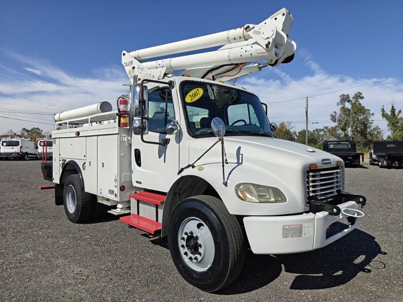 2007 Freightliner M2 106 Medium Duty photo 4