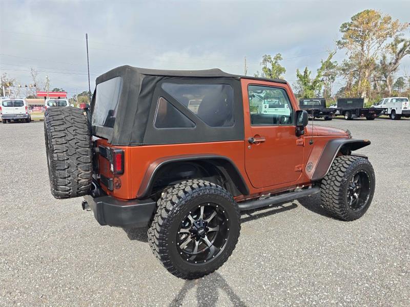 2014 Jeep Wrangler Willys Wheeler photo 3