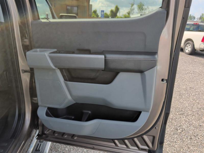Ford F-150  2021