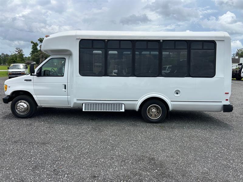 Ford Econoline  2000
