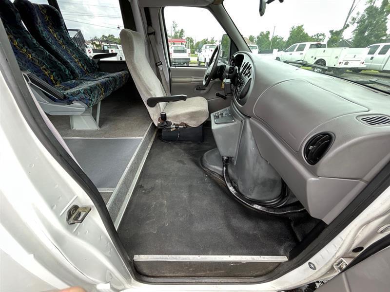Ford Econoline  2000