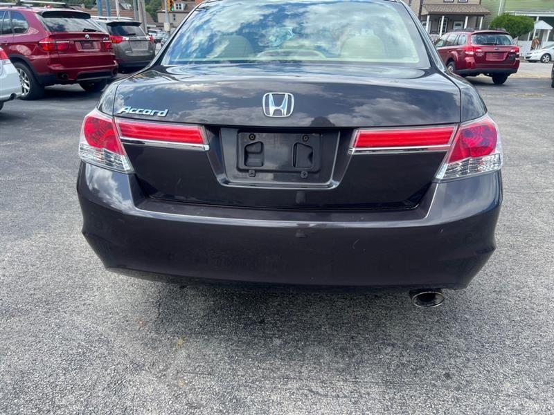 Honda Accord EX-L Sedan AT 2011