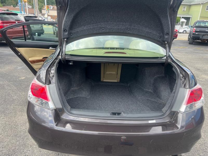 Honda Accord EX-L Sedan AT 2011