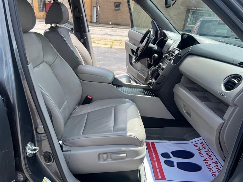 Honda Pilot EX-L 4WD 5-Spd AT with Navigation 2012