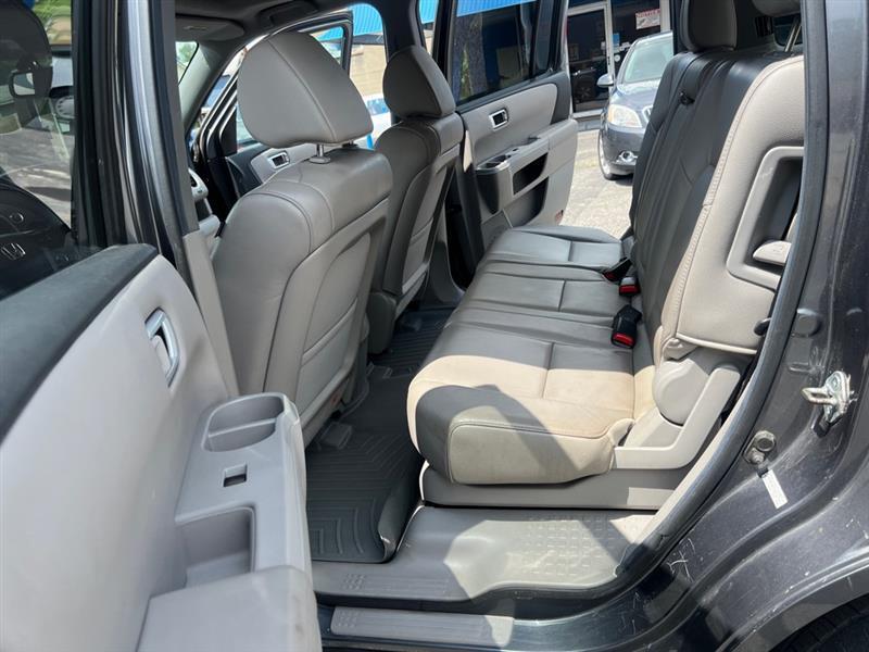 Honda Pilot EX-L 4WD 5-Spd AT with Navigation 2012