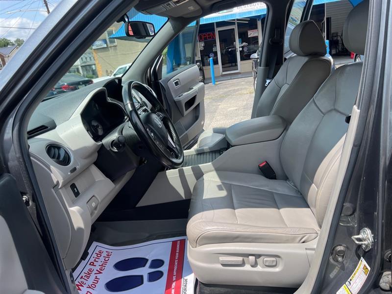 Honda Pilot EX-L 4WD 5-Spd AT with Navigation 2012