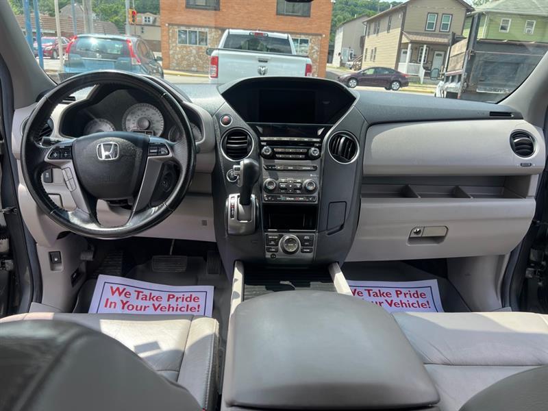 Honda Pilot EX-L 4WD 5-Spd AT with Navigation 2012