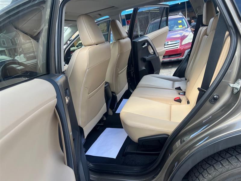 Toyota RAV4 Limited AWD 2013
