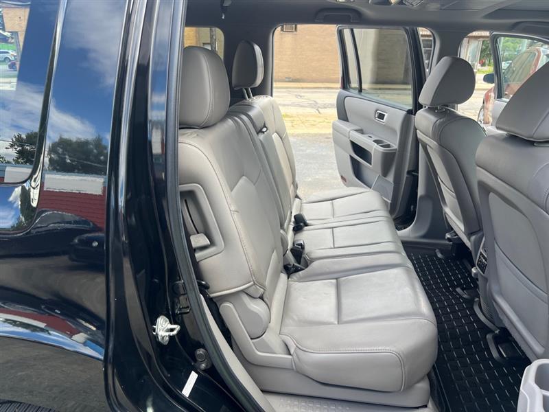 Honda Pilot EX-L 4WD 5-Spd AT with DVD 2012