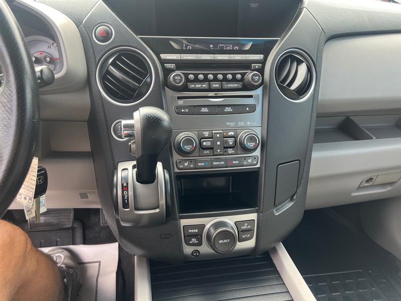 Honda Pilot EX-L 4WD 5-Spd AT with DVD 2012