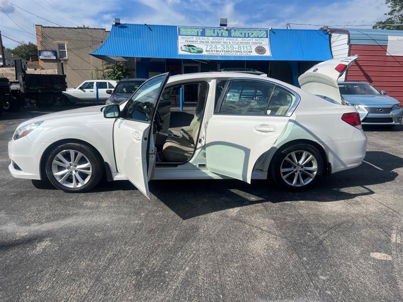 Subaru Legacy 3.6R Limited 2013