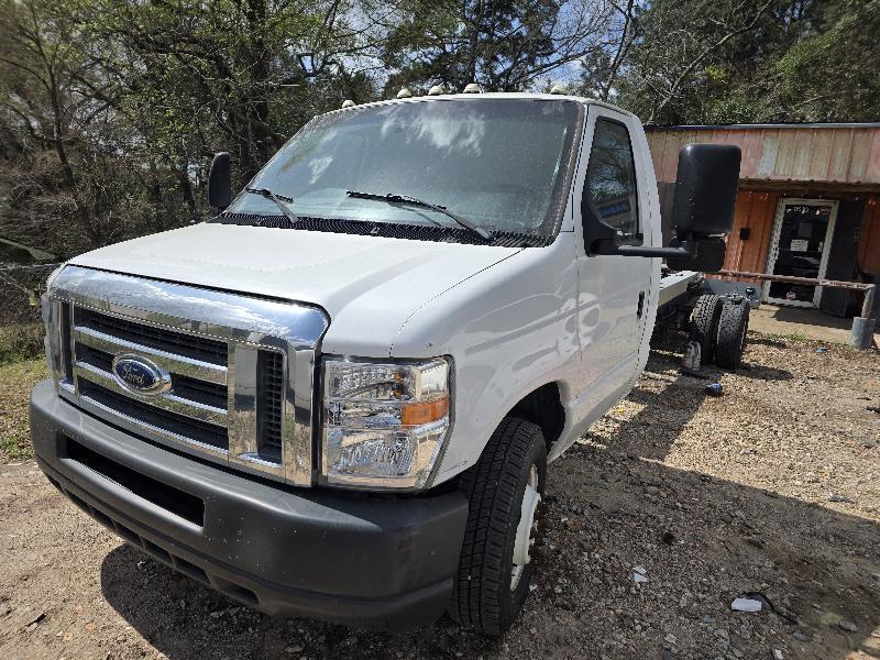 Ford Econoline  2011