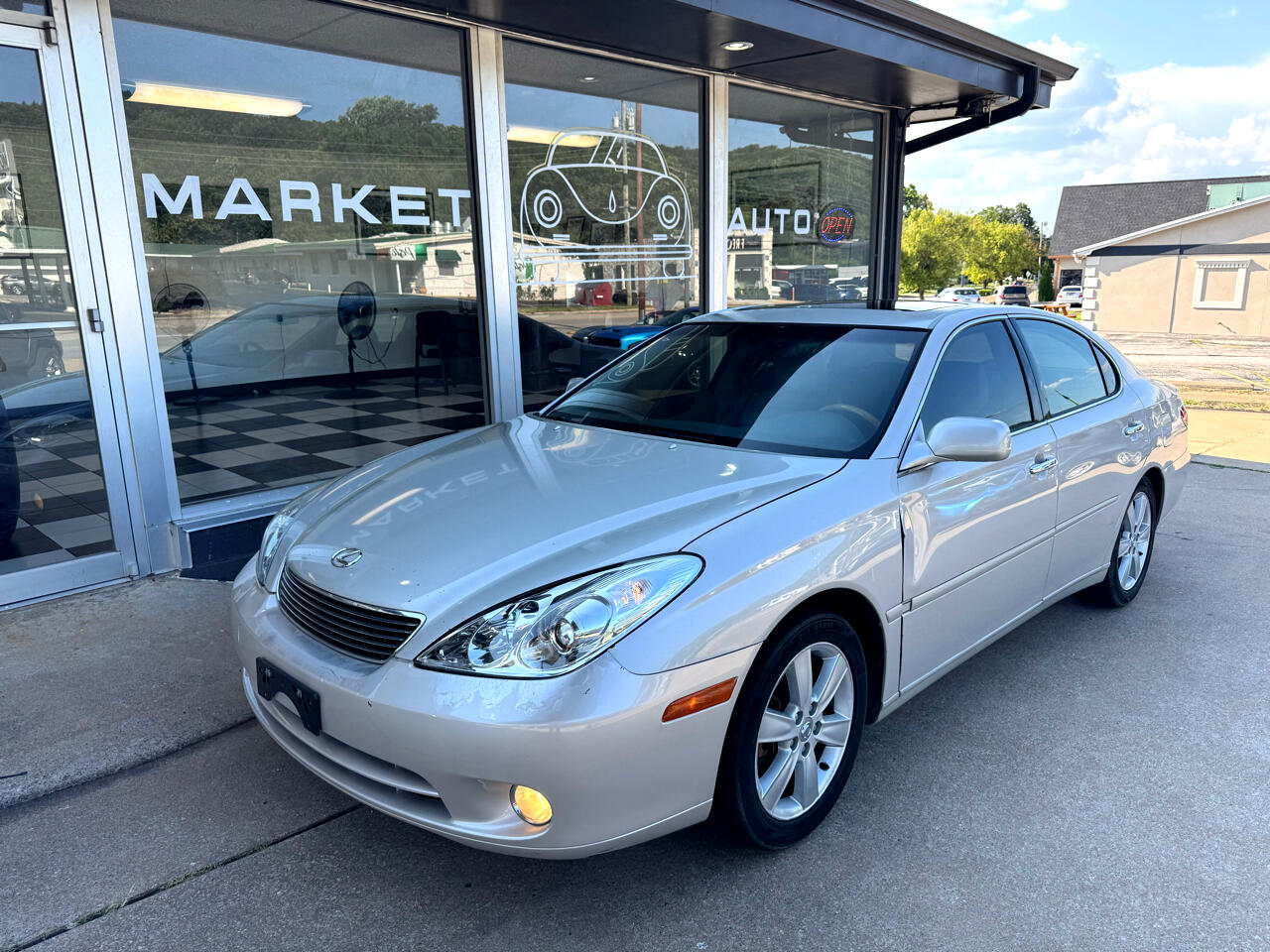2005 Lexus ES 330 Sedan