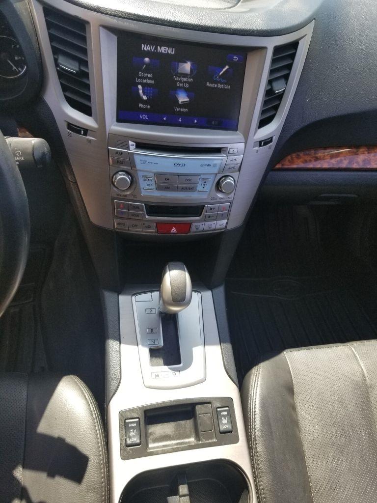 Subaru Outback 2.5i Limited 2012