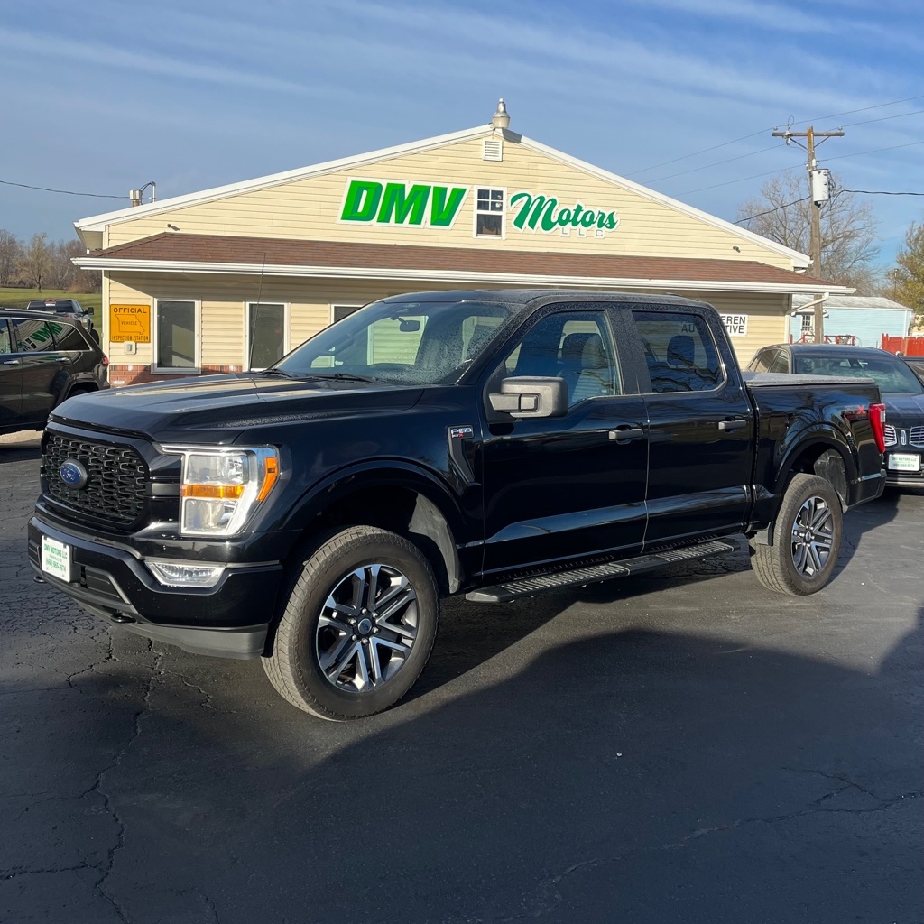 2022 Ford F-150 XL's photo