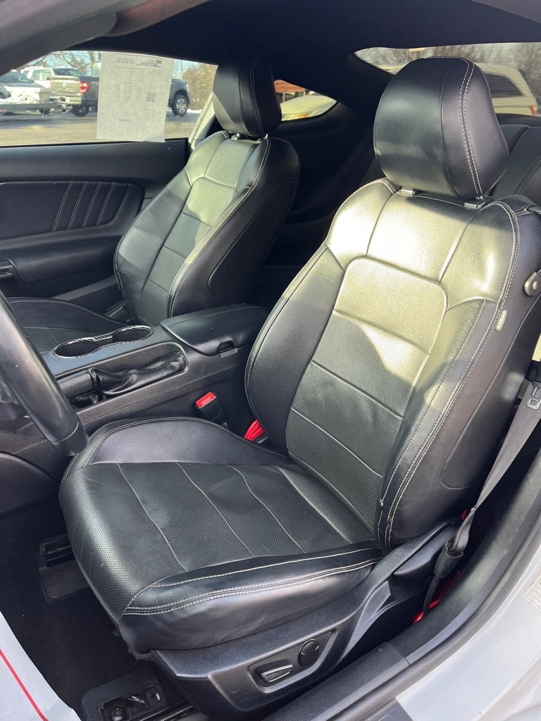 Ford Mustang EcoBoost Premium Coupe 2020