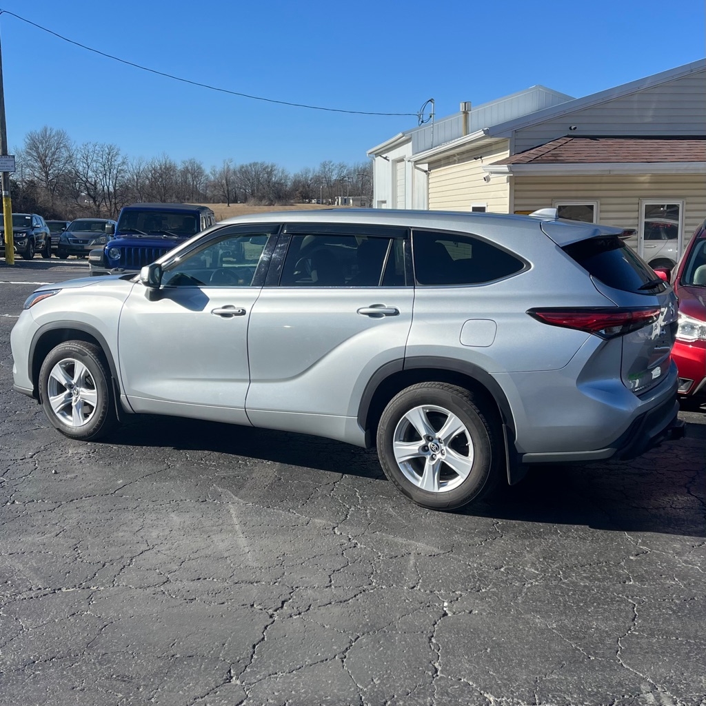 Toyota Highlander LE AWD V6 2020