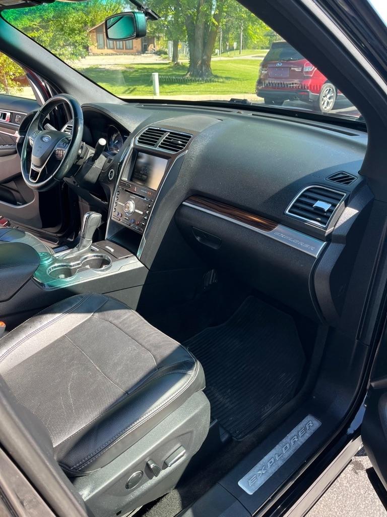 Ford Explorer Limited 4WD 2016