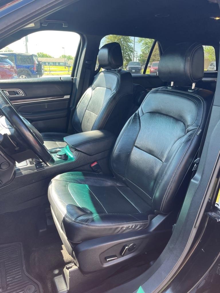 Ford Explorer Limited 4WD 2016
