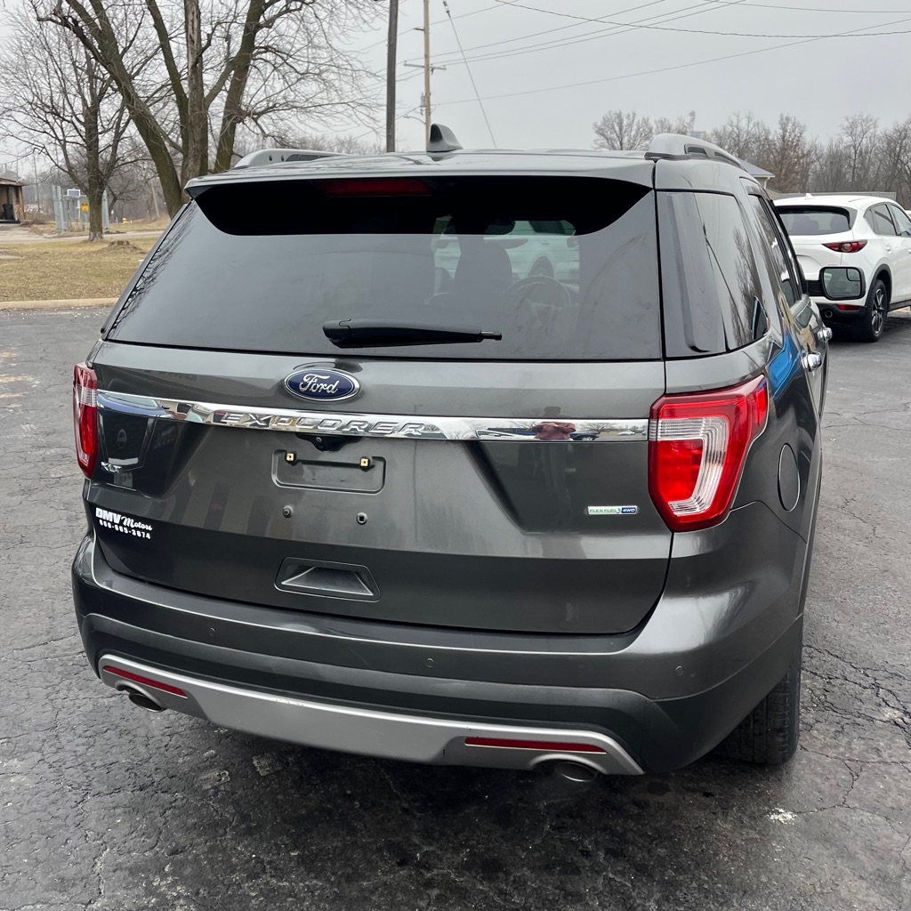Ford Explorer XLT 4WD 2016