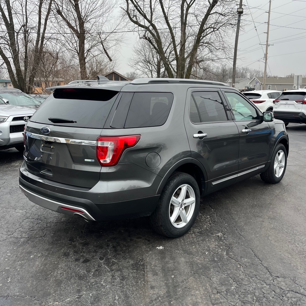 Ford Explorer XLT 4WD 2016