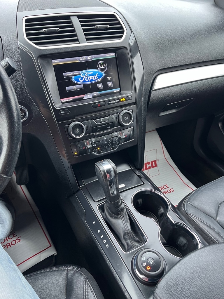 Ford Explorer XLT 4WD 2016