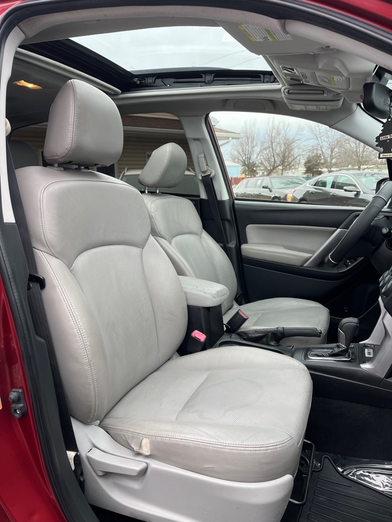 Subaru Forester 2.5i Touring 2015