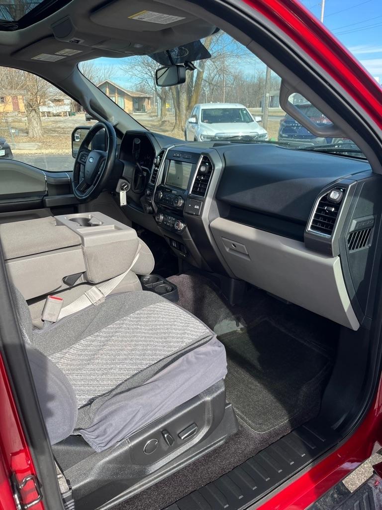 Ford F-150 XLT SuperCrew 5.5-ft. Bed 4WD 2016